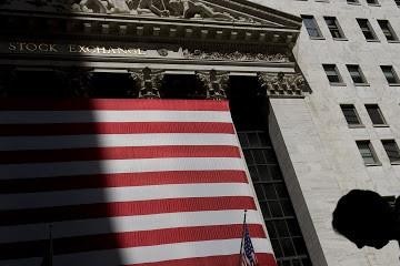 中国成“避难所”!美媒:奢侈品公司靠中国市场抵消在美国的损失