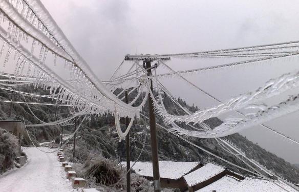 今年会和2008年一样出现冰雪灾害吗1