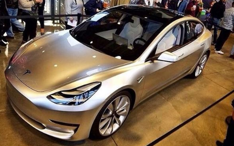 model3买两年能卖多少钱2