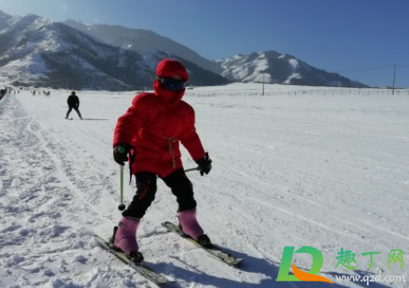 小伙滑雪身亡雪场该担责吗2