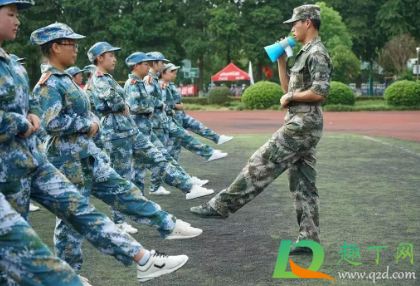 大学军训在哪里训练1