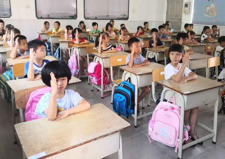 小学读私立学校好还是公立学校好3