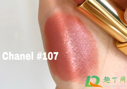 Chanel2020圣诞新色唇膏107什么颜色5