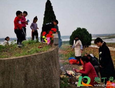 清明节遇见双数要提前一天上坟吗2