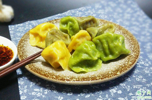 用什么海鲜包饺子比较好吃 包饺子海鲜馅放什么搭配1