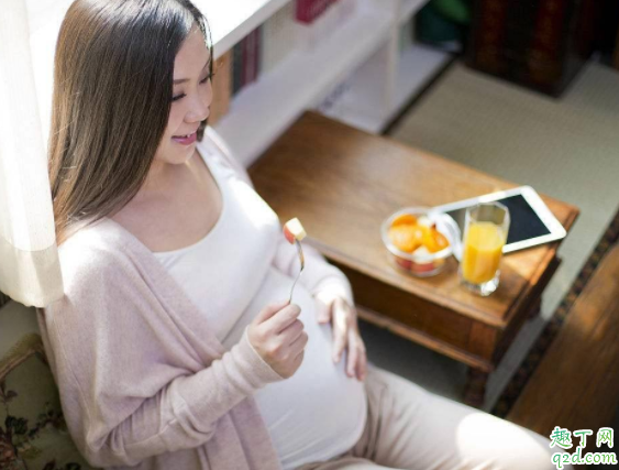 胎儿缺氧孕妇会感觉不舒服吗 孕期蒙头睡觉胎儿会缺氧吗1