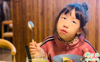 宝宝为什么不好好吃饭 宝宝挑食要纠正吗 3