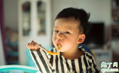 宝宝为什么不好好吃饭 宝宝挑食要纠正吗 2