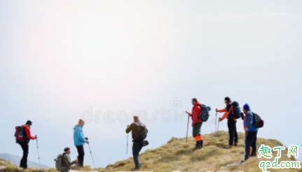 老年人爬山好不好 老年人爬山前需要做什么4