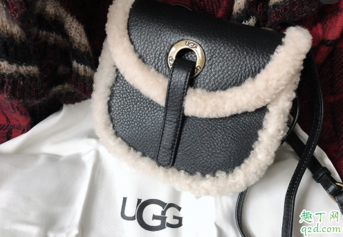 ugg2019新款秋冬包包多少钱 ugg2019新款秋冬包包有几个颜色3