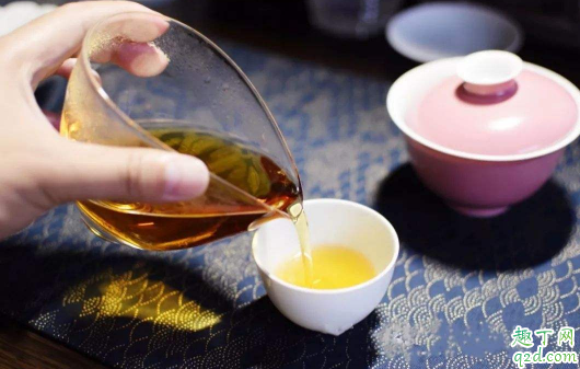 冲茶时要不要先洗茶 泡前洗茶叶用热水还是凉水2