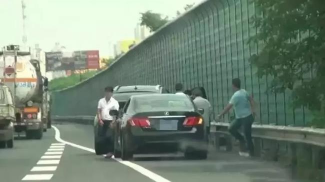 肇事逃逸私了一般赔多少钱（道路交通安全法赔偿规定）