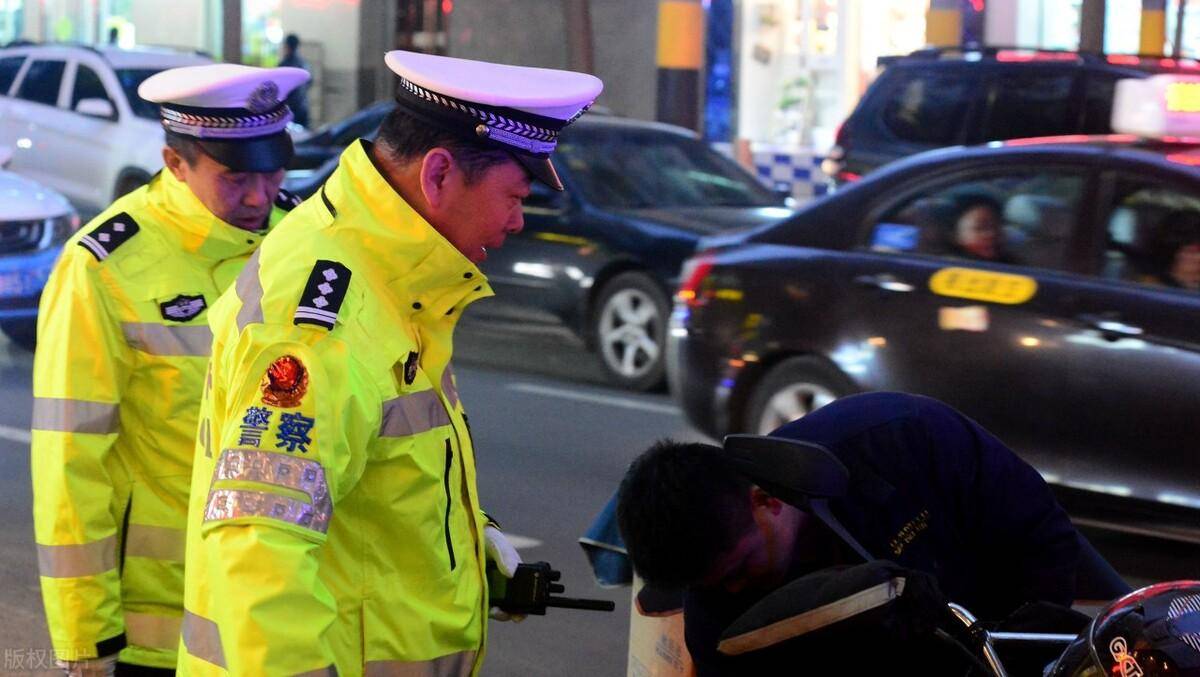 无证驾驶怎么处理罚多少钱（道路交通安全法实施细则）