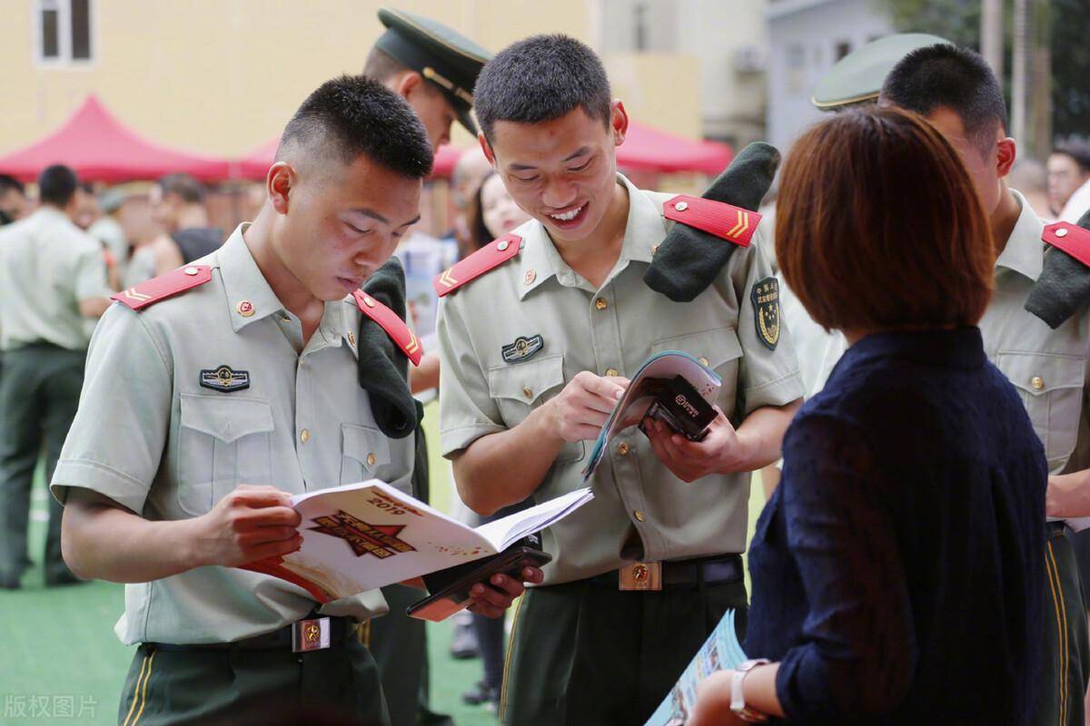 关于退伍军人待遇最新规定（退伍兵待遇和补助标准）