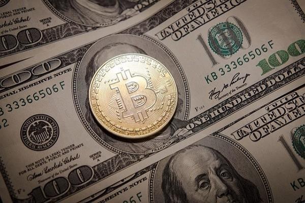 信用卡还不上会扣养老金吗，怎么协商延期还款