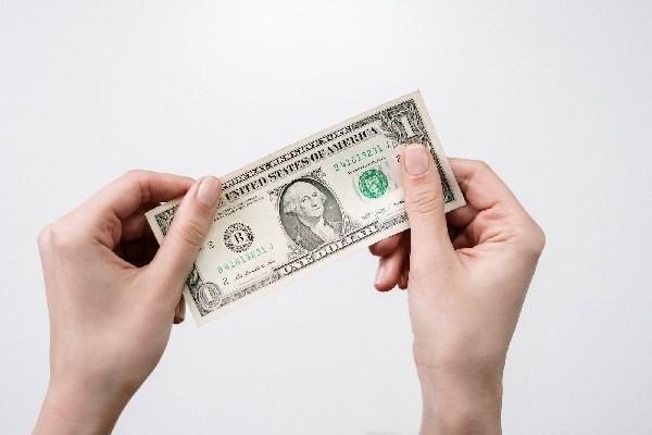 桔多多逾期8000利息怎么算，会被起诉吗