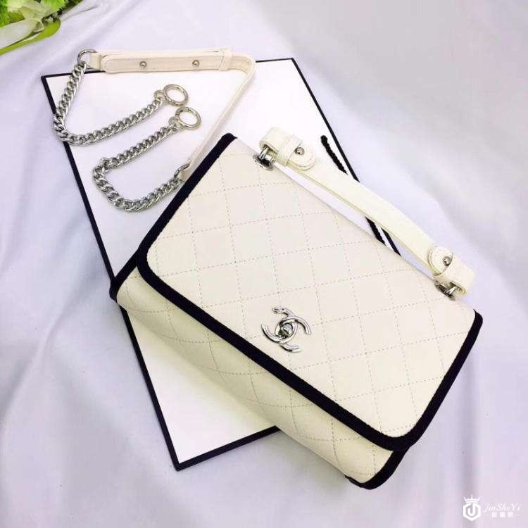 chanel2.55怎么确认是不是复刻仿品？