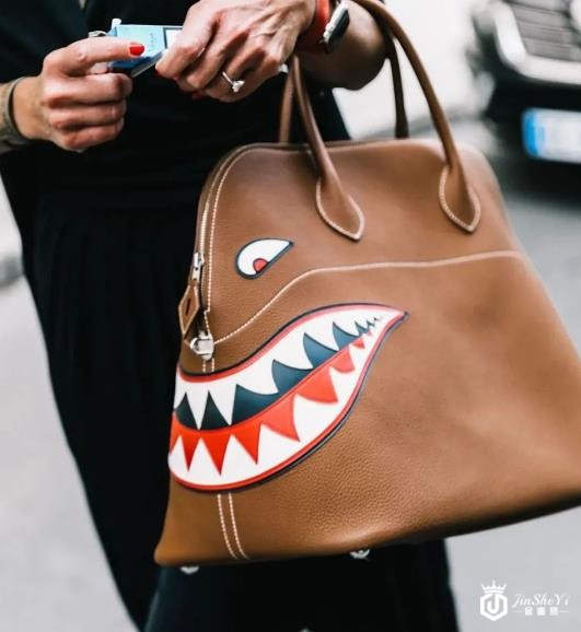 包包在哪里回收比较好？Hermès Bolide Shark