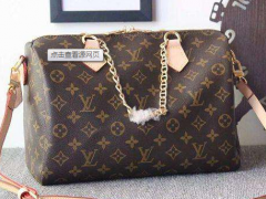 LV Monogram Giant系列包包算不算经典？名包回收行情怎样？