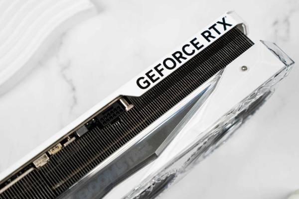 释放无限潜能，影驰 GeForce RTX 4080 SUPER 星曜OC 评测