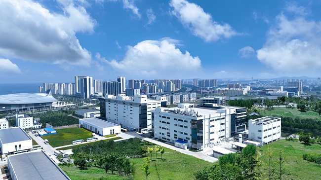 Raythink燧石技术双光测温卡片热像仪发布，狭小空间、近距离温度可视化神器