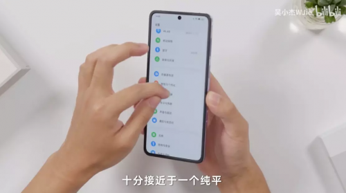 OPPO Find N2 Flip值得买吗？数码博主实测表现看看怎么样