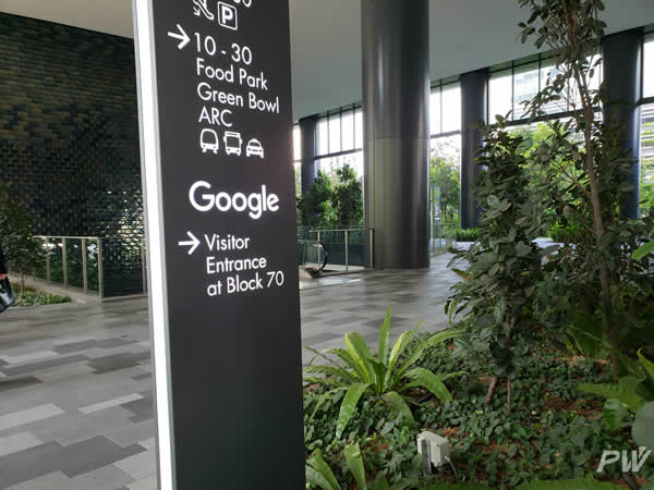 我们跑到 Google 新加坡总部，在玩具、美食还有广告中充值了一波信仰