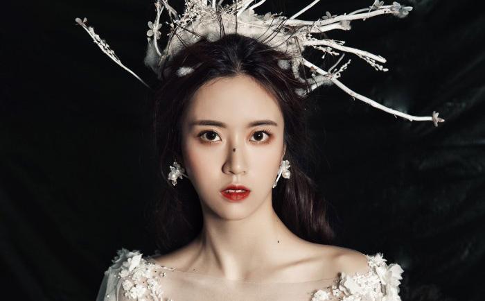 下巴有痣的女人好吗？