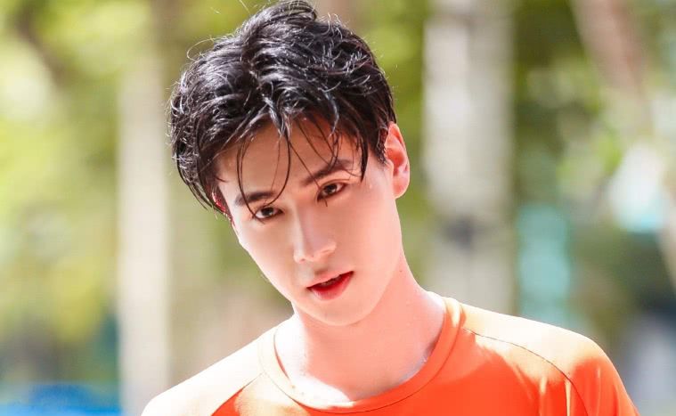 男人痣相图解大全：痣相学解析男人身上所有的痣！