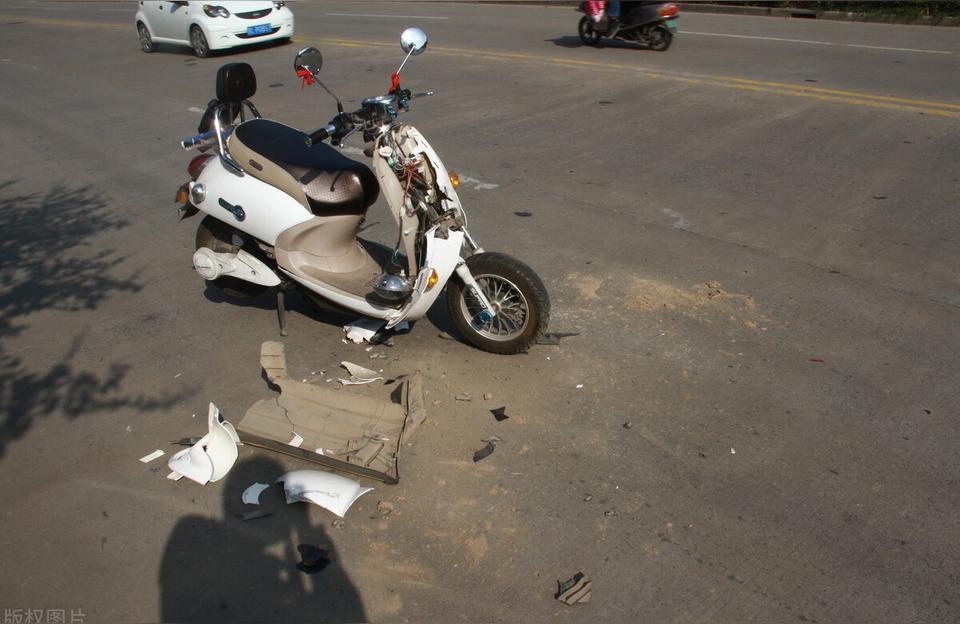 民法典1192条责任主体,在上班的路上出了车祸?