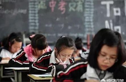 河北中考文综民法典,1999年河北中考各科分值?