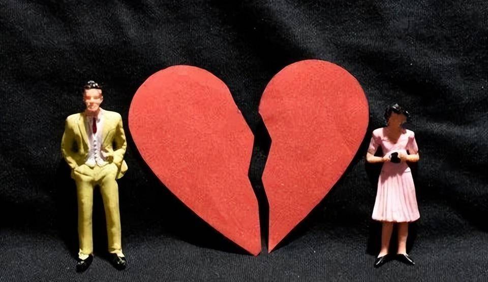 离婚时财产怎么分配（夫妻离婚财产分割标准）