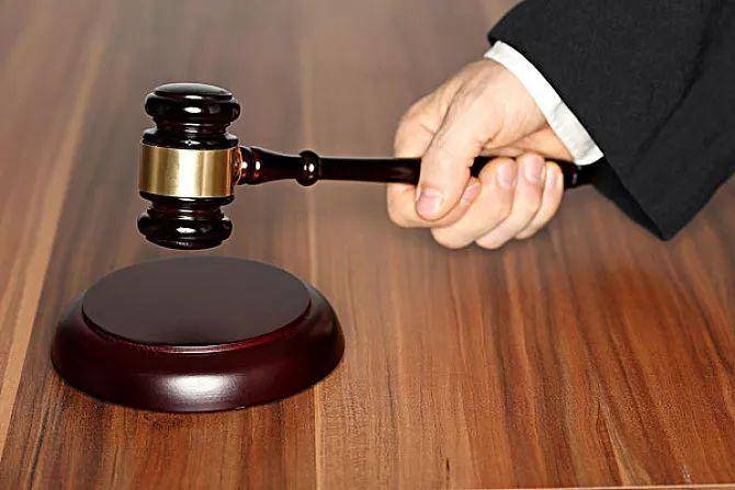 公诉案件由什么提起公诉（刑事公诉案件的范围）