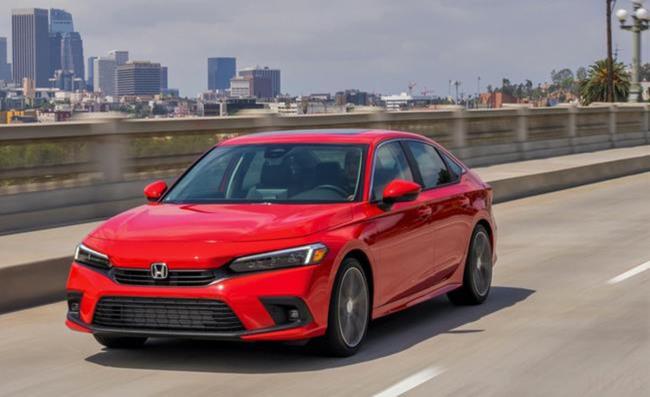 闯黄灯怎么处罚（道路交通安全法规最新）