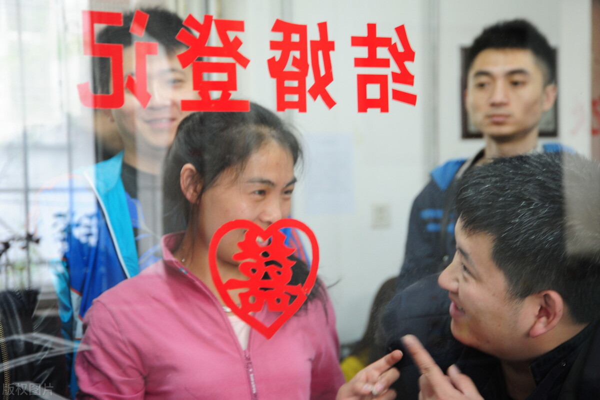 中国的法定结婚年龄是多少（2022年婚姻法新规定）