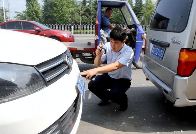 交通事故报警电话是多少（轻微交通事故处理流程）