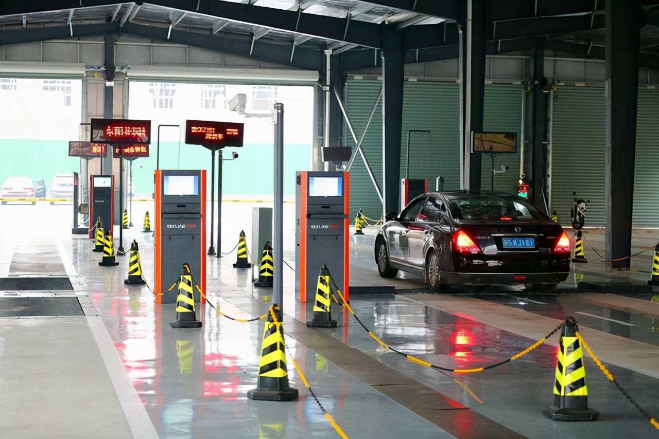 机动车年检需要带什么材料（机动车检测流程最简单图解）