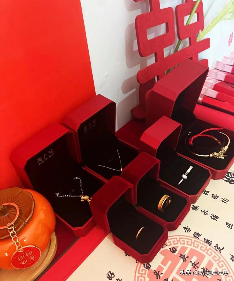 越闹越大，彩礼过高部分农村男青年举债结婚，天价彩礼何时休