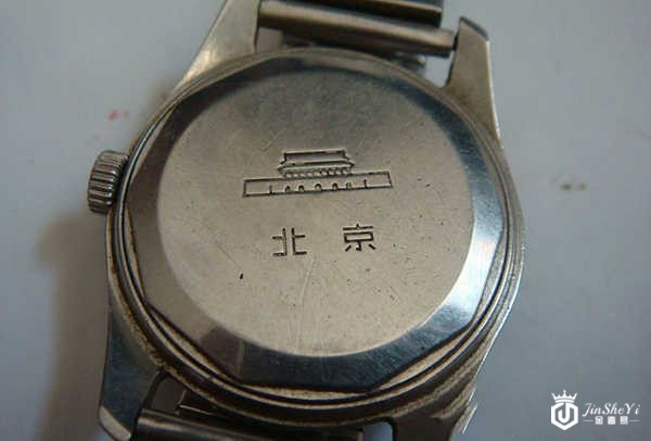 老北京手表值钱吗?有人回收北京手表吗？