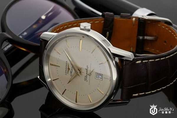 新买的手表回收几折 价格不理想是为什么