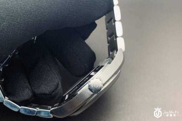 手表回收行忽悠多 看懂策略谨防上当