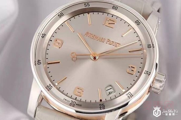 名牌手表回收行情有这两大趋势