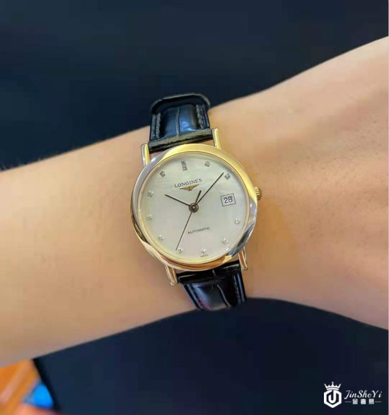 浪琴名匠的鳄鱼皮表带怎么保养？