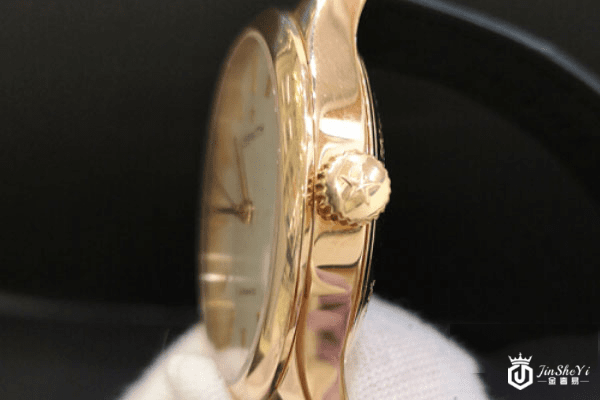 二手九五新真力时回收价格一般是几折