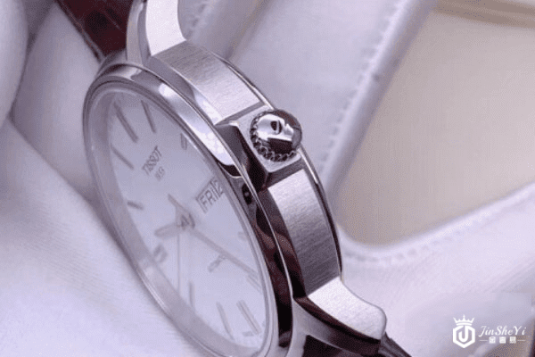 花了四千块钱购买的手表回收可以有几折