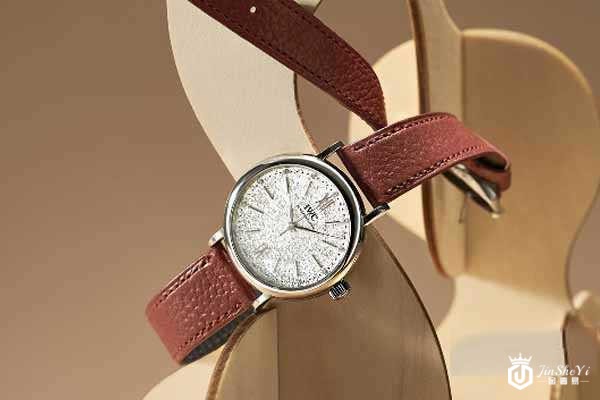 刚买一个月的手表坏了还能回收吗