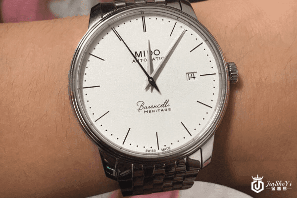 美度贝伦赛丽机械表回收价有几折