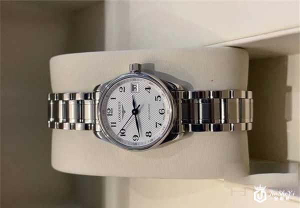 名匠系列的二手浪琴女表回收值多钱