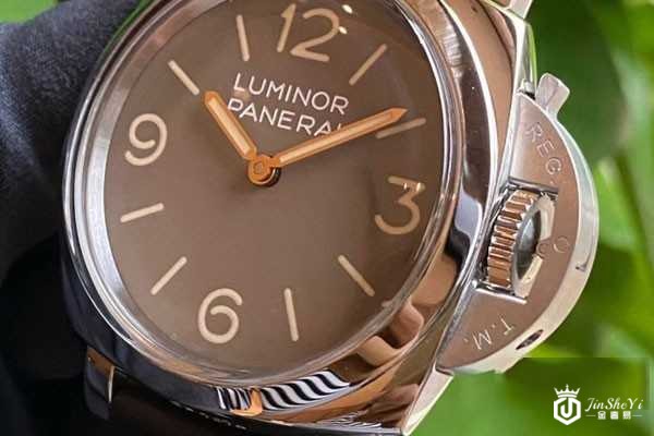 二手手表交易市场回收估价有何依据