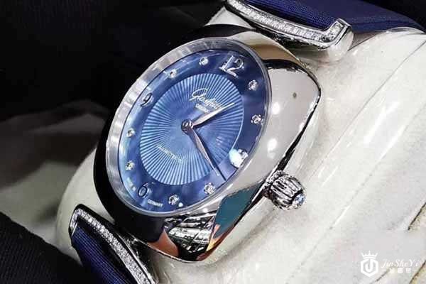 格拉苏蒂二手表回收保值吗 选择哪里回收也会影响